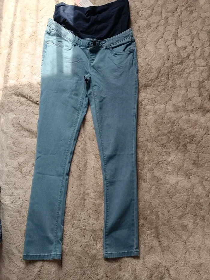 Lot 2 pantalons grossesse 40 jean clair vert d'eau neufs - photo numéro 3