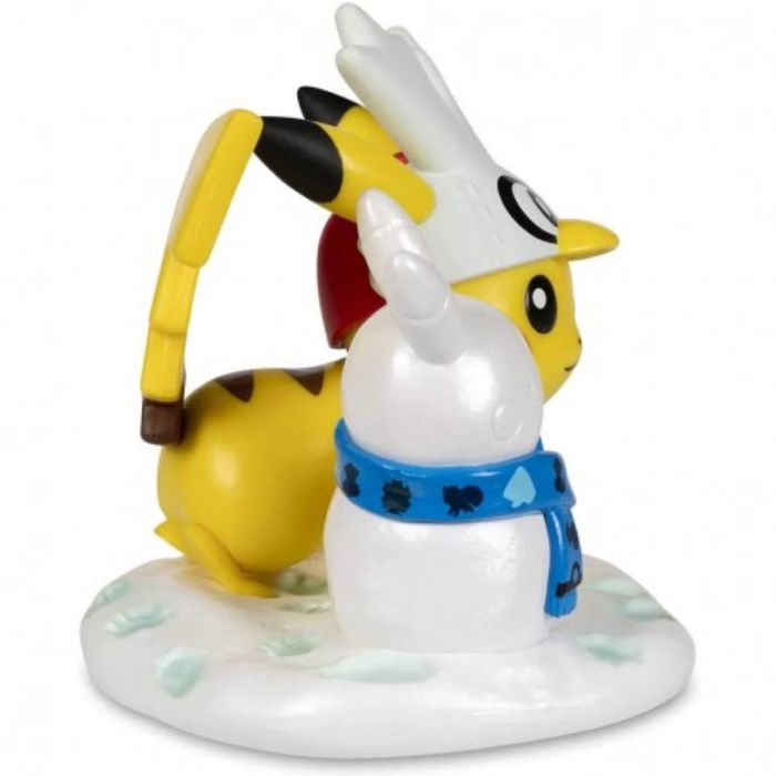 A day with pikachu: a cool new friend figurine funko Pokémon Center - photo numéro 5