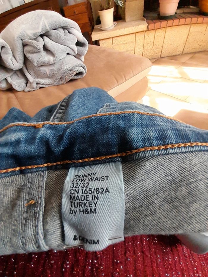 Jeans bleu délavé - photo numéro 4