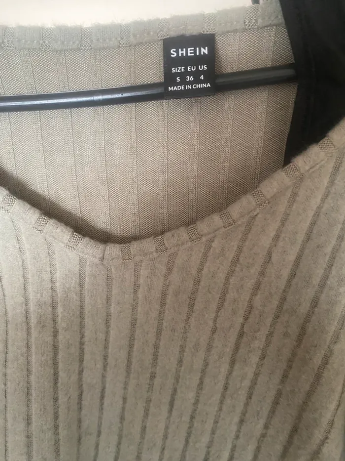 Top shein neuf - photo numéro 3
