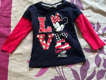 Tee-shirt / haut mousse taille 4 ans