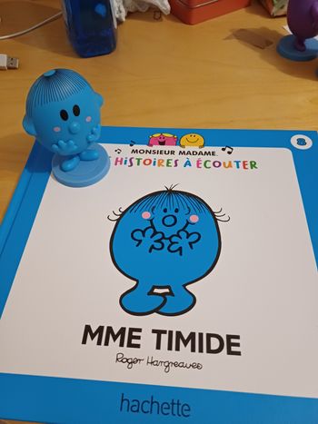 Livre + figurine Mme Timide