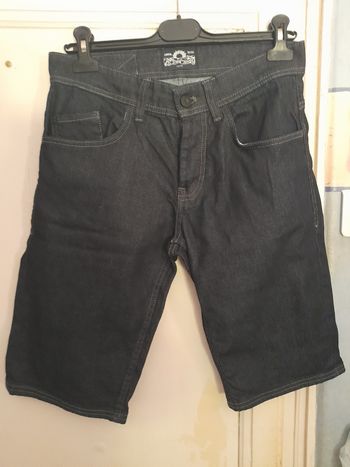Short/bermuda bleu marine, marque Célio, taille 36