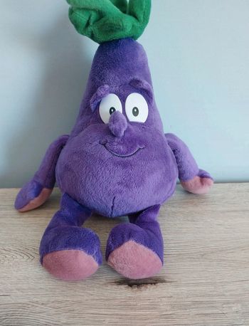 Peluche aubergine