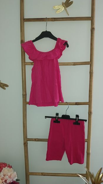 Ensemble été fille fushia très bon état 6 ans