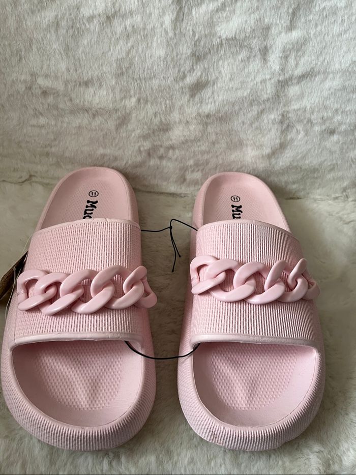 Sandales, claquettes, sabots roses pointure 41 - photo numéro 2