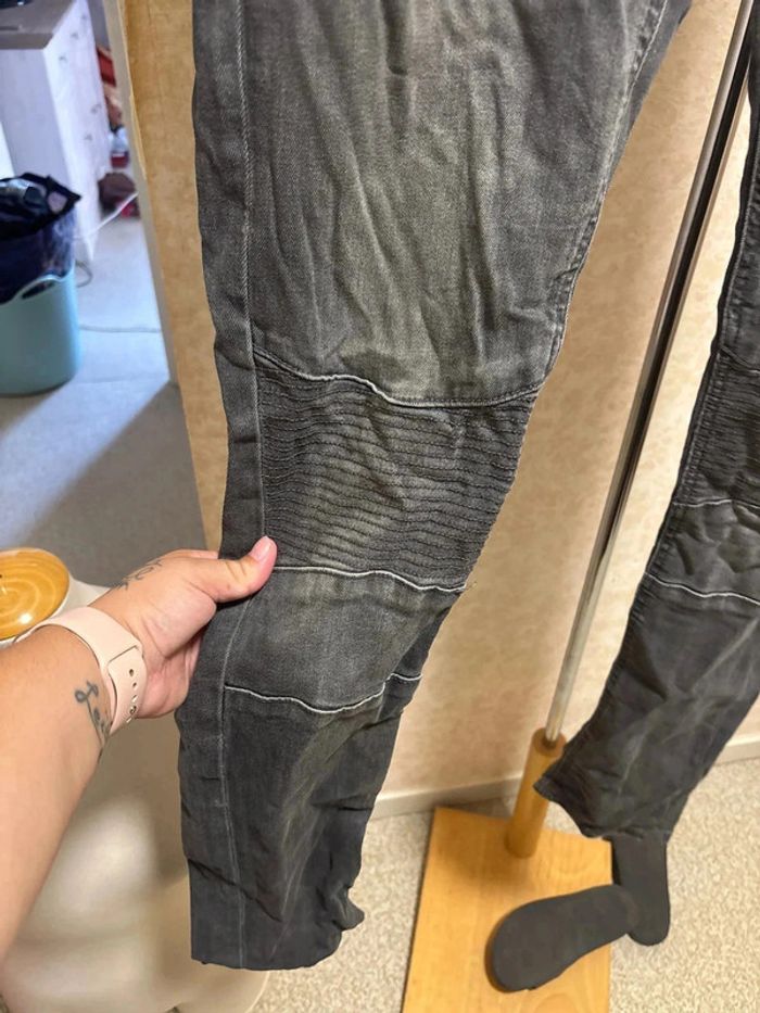 Jeans skinny fit taille 36 marque kiabi - photo numéro 2
