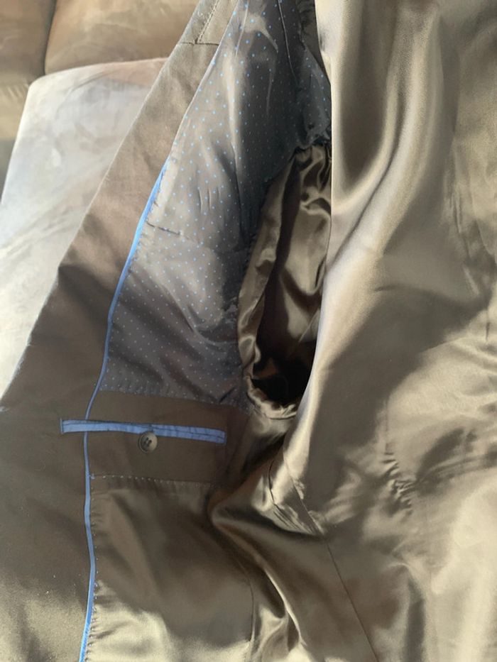 Veste tailleur jamais mise - photo numéro 9