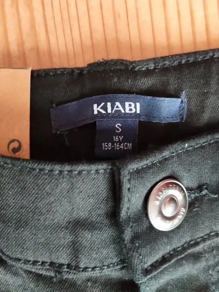 Pantalon skinny noir neuf – Taille 16 ans / S – Style Y2K tendance, inspiré des années 2000 - photo numéro 3