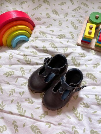 Paire de chaussures salomés mixte taille 20 super U