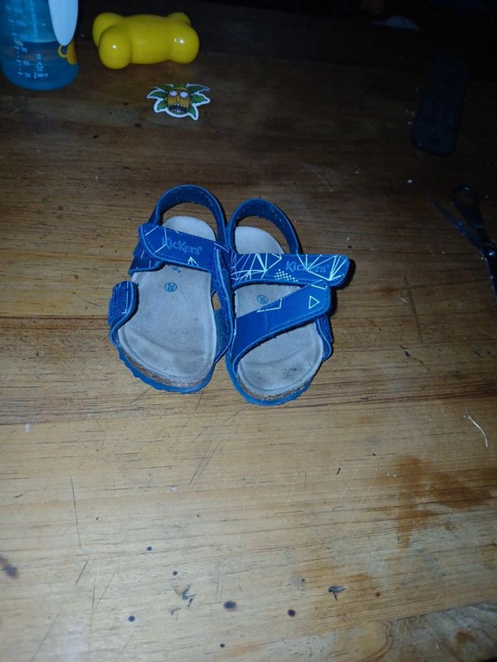 Claquettes /sandales bébé kickers - photo numéro 10