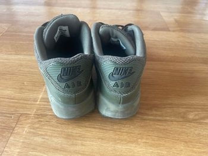 Baskets Nike airmax - photo numéro 3