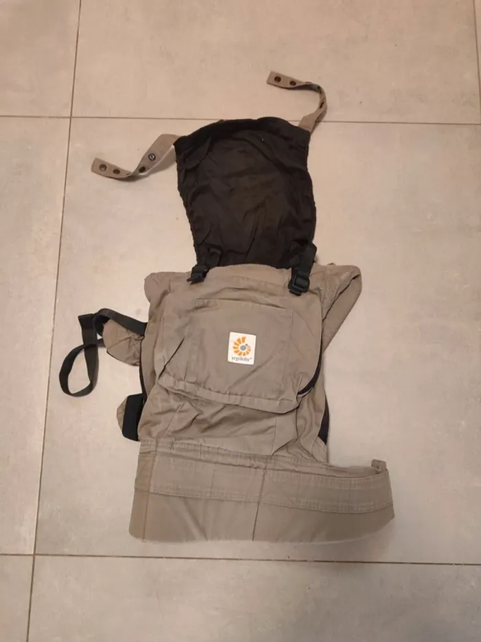 Porte bebe souple ergonaby original avec réducteur nouveau né