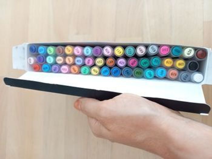 Feutres acrylique x 49 🎨 - photo numéro 2