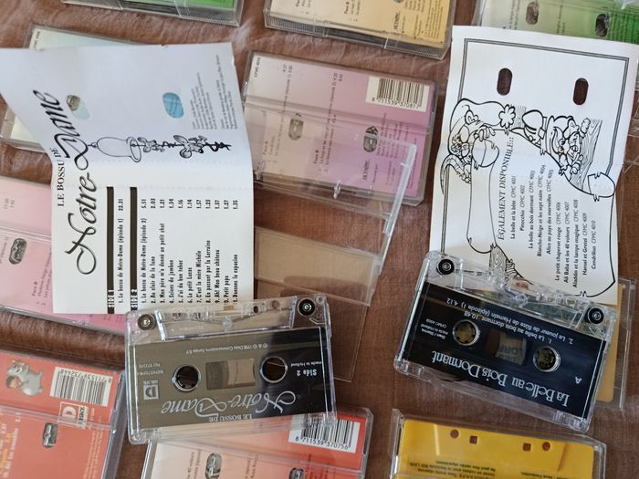 Lot d de 12 anciennes cassettes audio contes pour enfants - photo numéro 3