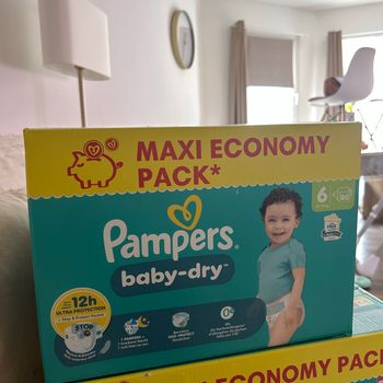 Pampers baby dry taille 6