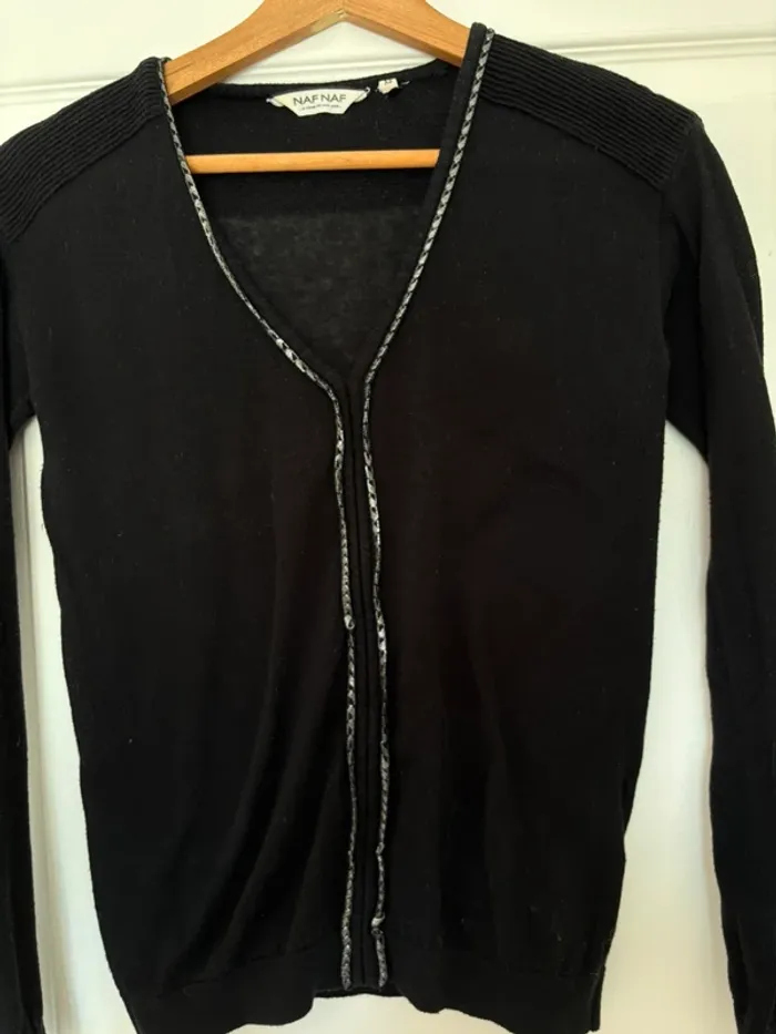 Pull fin noir avec détails argentés Naf Naf taille XS - photo numéro 2