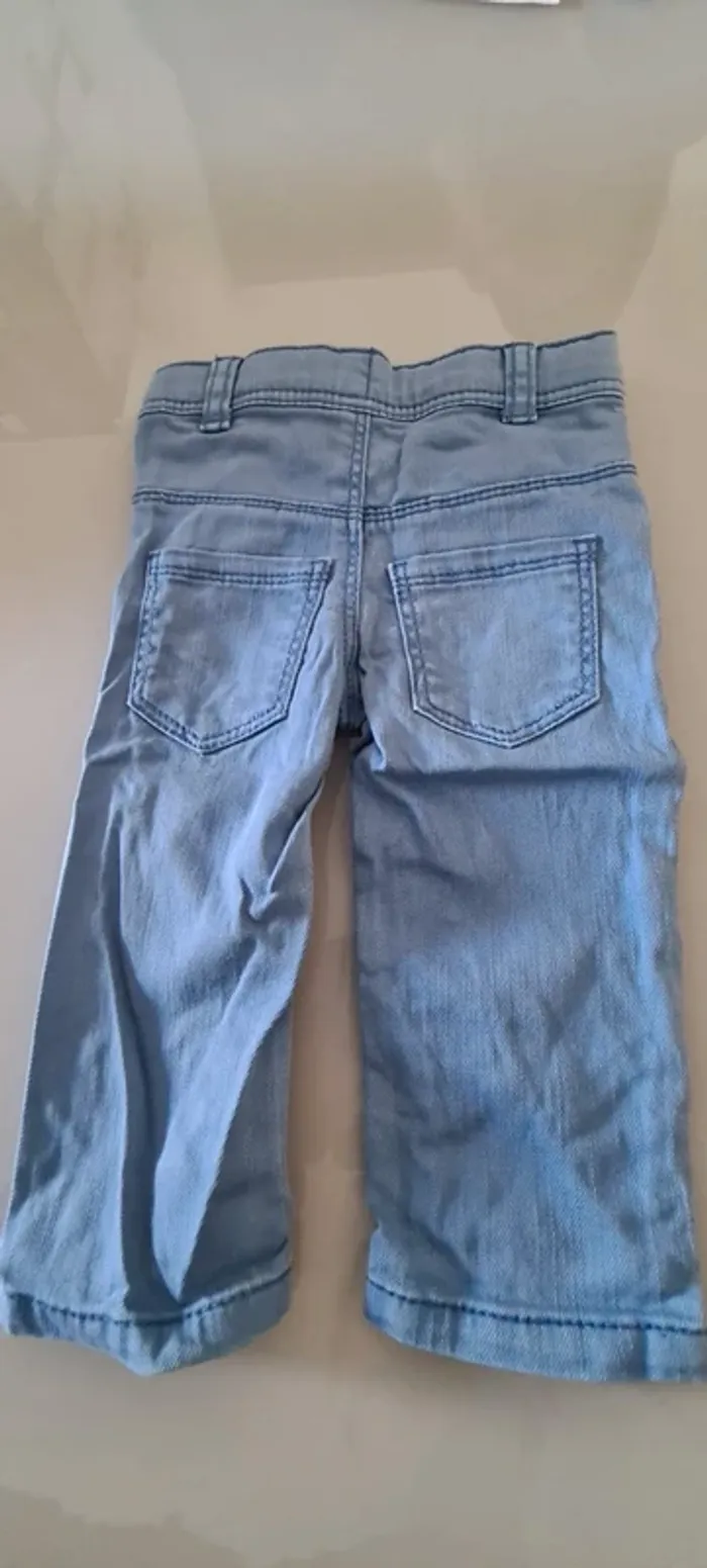 Jeans 3 mois - photo numéro 2