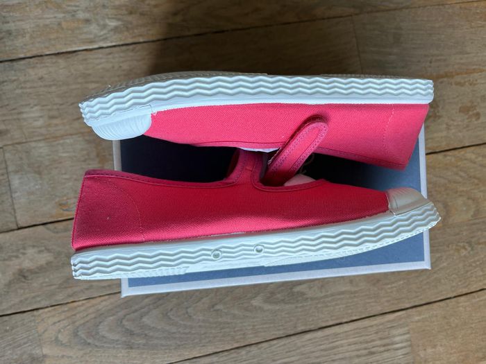Babies en toile rose Jacadi 32 neuves - photo numéro 3