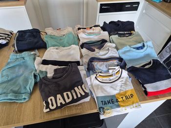 Lot vêtements garçon t 6 ans 