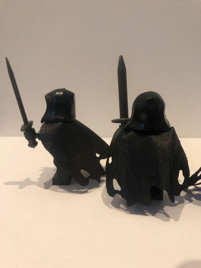 Figurine type lego le roi Angmar et 4 nazguls. Le seigneur des anneaux - photo numéro 4
