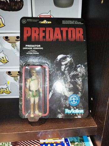 Figurine predator