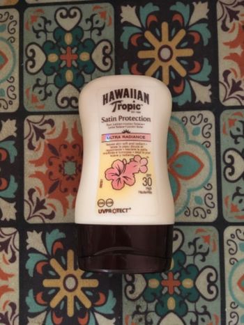 Lait solaire ultra radiance Hawaïan Tropic 100ml neuf