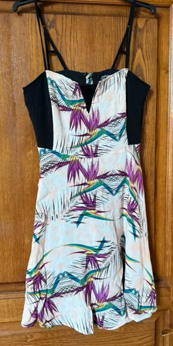 Robe fleurie taille 38 oora forme princesse
