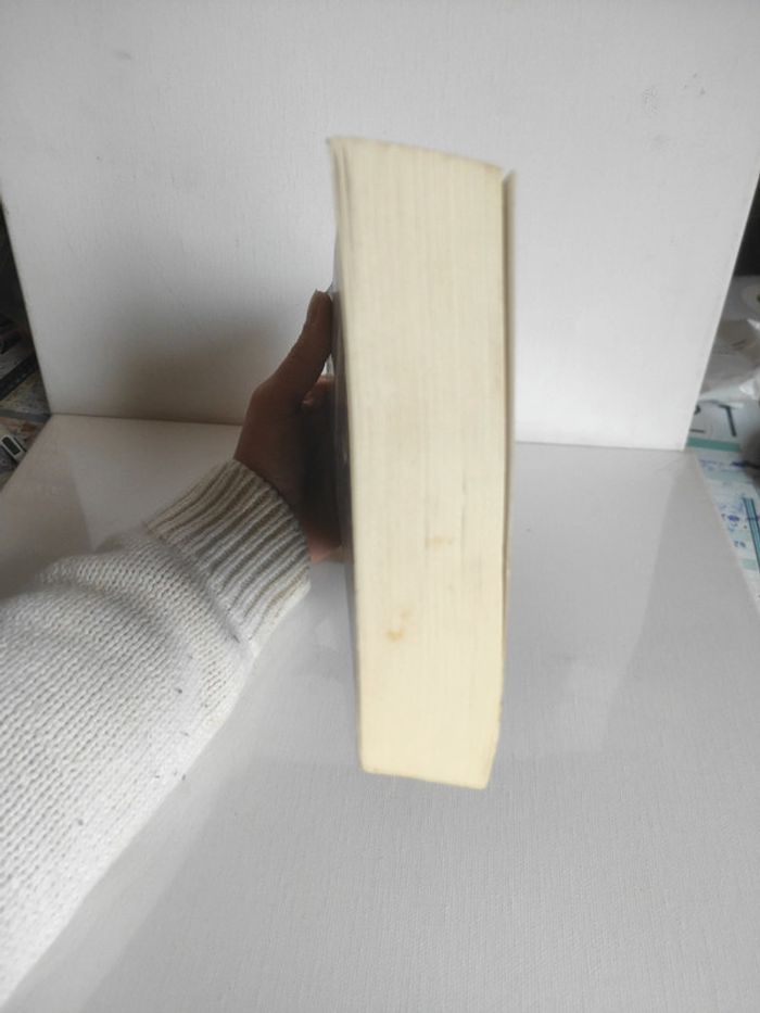 Livre la maison de la nuit tome 5 traquée - photo numéro 6