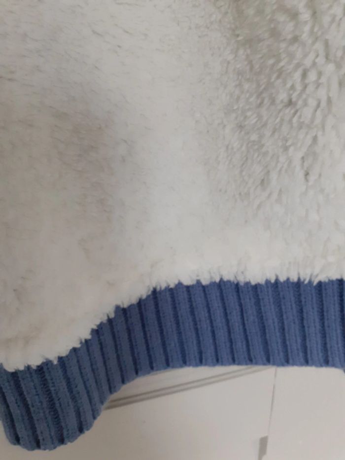 Cardigan façon Tricot blanche porte - photo numéro 10