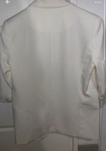 Blazer chic et unicolore