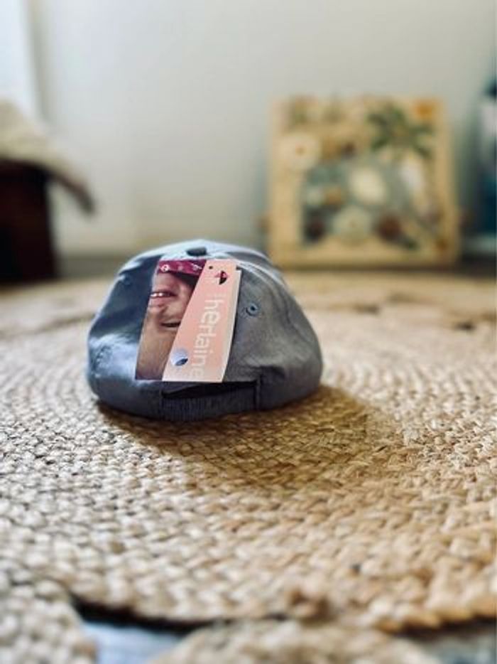 Casquette • NEUF - photo numéro 2