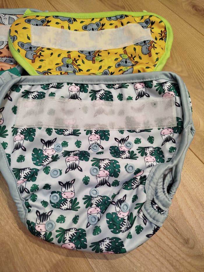 Lot 4 couches bum diapers NEUVES - photo numéro 3