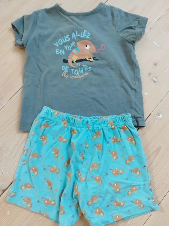 Pyjama short garçon taille 18 mois