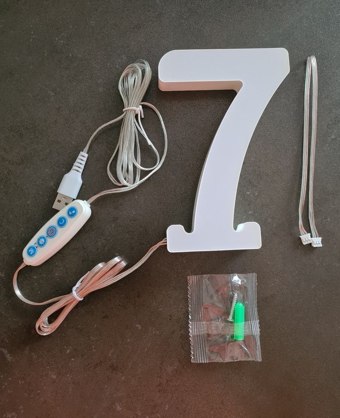 Lot de 3 chiffres lumineux (2-6-7) couleurs changeantes USB - photo numéro 6