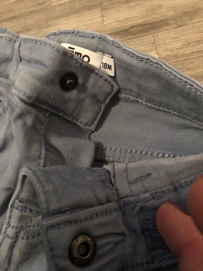 Pantalon jeans garçon TB état 18 mois - photo numéro 3