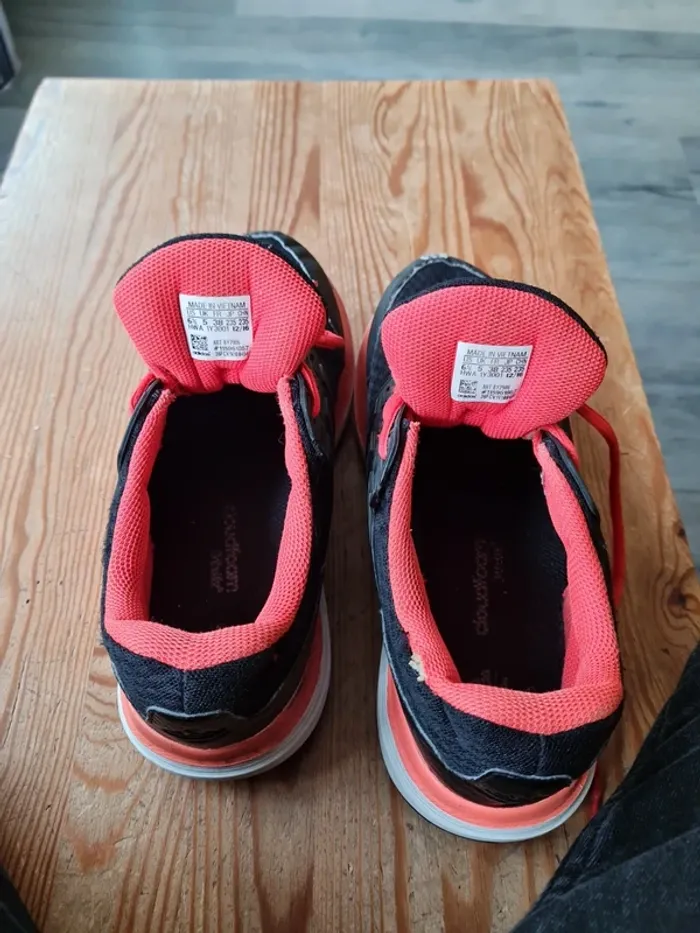 Basket Adidas taille 38 - photo numéro 7