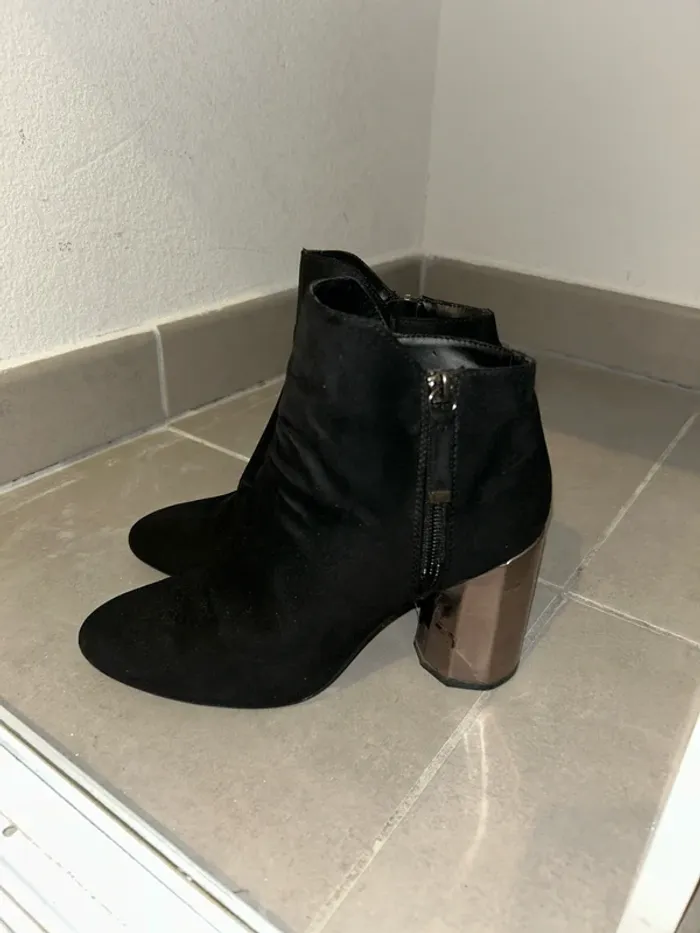 Botte noire - photo numéro 3