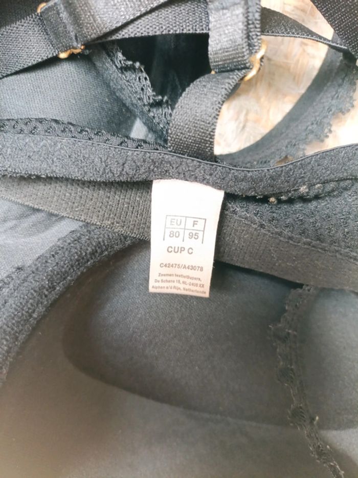 Soutien-gorge noir dentelle puch-up - photo numéro 6