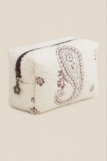 Trousse a maquillage