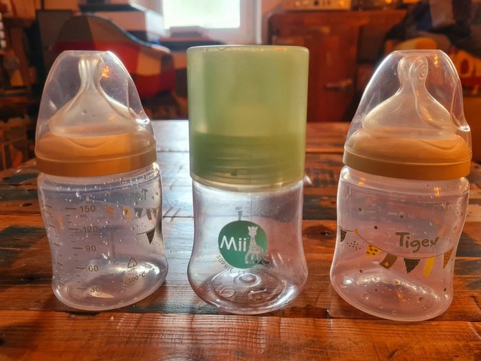 Lot de 3 biberons en 150 ml + tétines