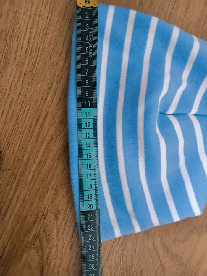 Bonnet rayé bleu et blanc taille 1 tago neuf - photo numéro 4