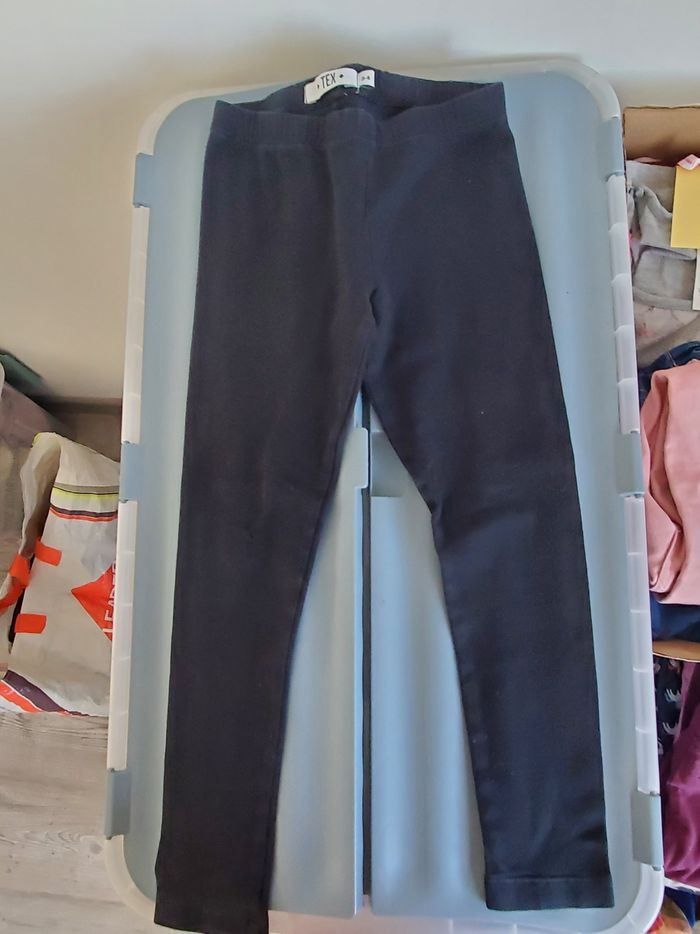 Lot de 4 leggings + 1 short taille 4 ans - photo numéro 6