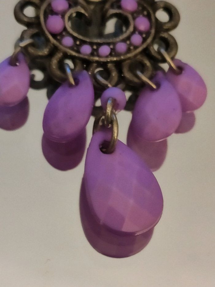 Boucles d'oreilles argentées et lila - photo numéro 5
