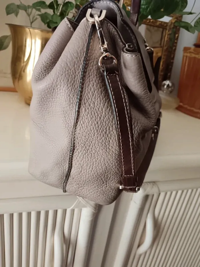 Sac à main Tod's cuir taupe - photo numéro 9