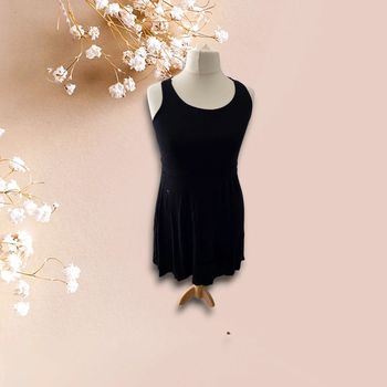 Robe noire XS avec motif dos – Esmara