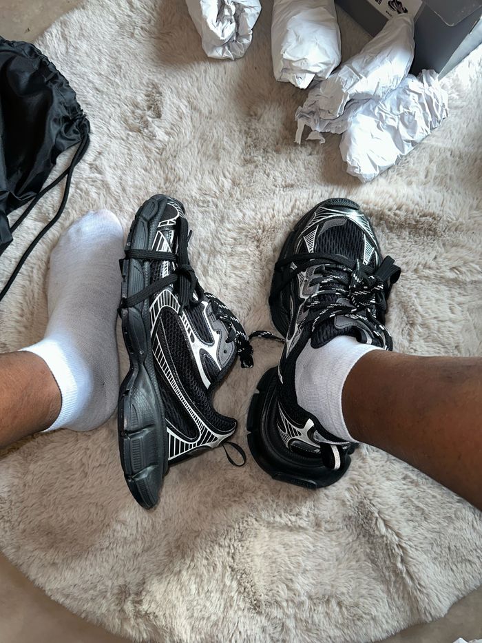 Balenciaga Bouncer Pierced - photo numéro 4