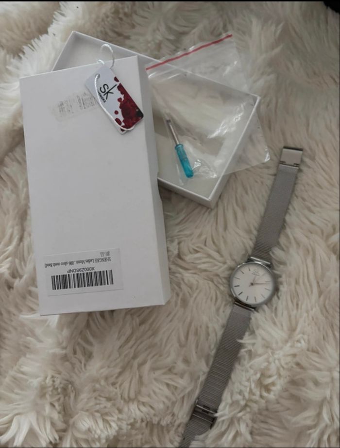 Montre neuve - photo numéro 2