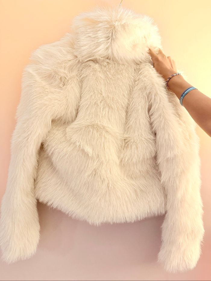 Veste fausse fourrure beige - photo numéro 3