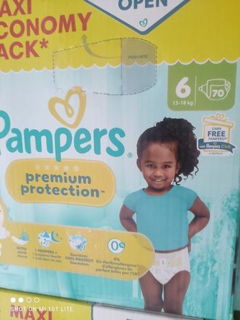 Couches Pampers premium protection
